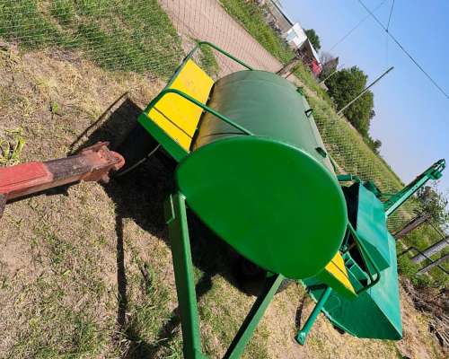 Cisterna con Capacidad para 1500lts