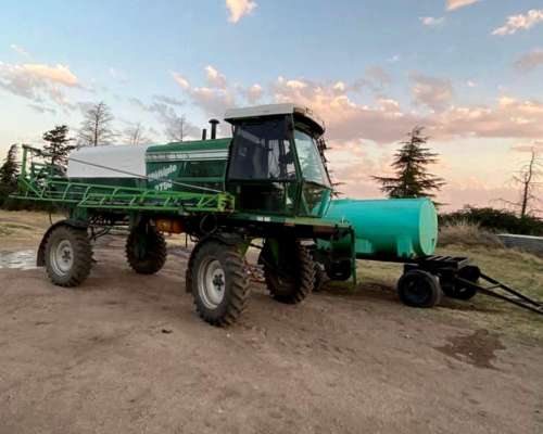 Pulverizadora Metalfor Multiple 2750