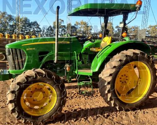 John Deere 5090e-30 PR con 3 Puntos, 2vcr y Techo año 2016.