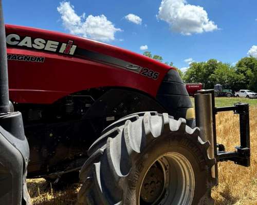 Case Magnum 235. año 2012. 235hp. 13969hs. Piloto. Mapeo.