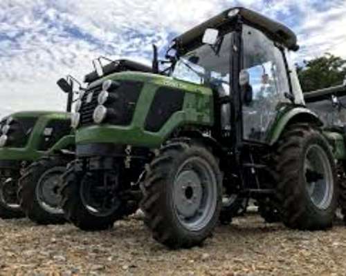 Tractor con Cabina Doble Tracción Agrícola 45 HP