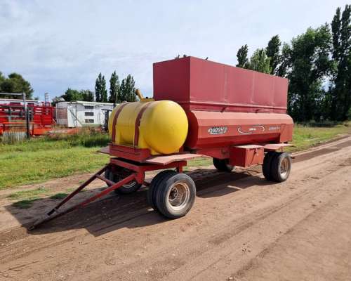 Tanque Combinado Agroser de 3000 Litros con Bomba