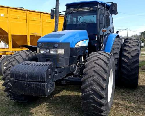 New Holland TM180 Doble Tracción