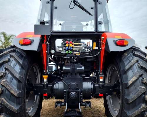 Tractor Hanomag Stark 1800/4c - 180 HP - Disponible.