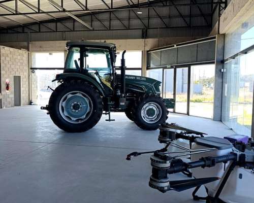 Tractor de 120 HP 4X4 Brumby Bidcom Agro