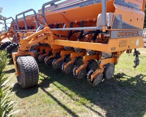 Sembradora Agrometal TX Mega Gruesa Neumática de 16 a 52 cm