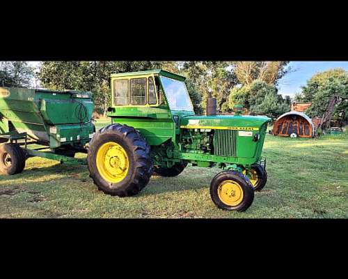 Vendo Tractor John Deere 2420