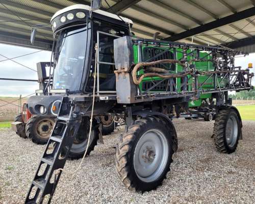 Pulverizadora Metalfor 3200 año 2011