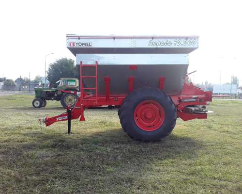 Fertilizadora Yomel - Impala 10000 - C/ Cubiertas y Balanza