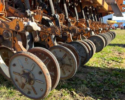 Sembradora Agrometal MX de 23 a 21 año 2007