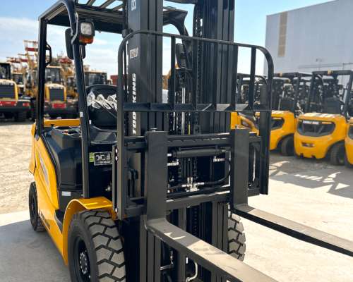 Autoelevador Eléctrico 2545 e