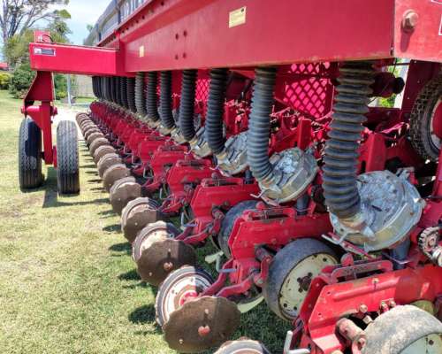 Apache 6210 con Doble Fertilizacion. Monitor Impecable 18/52