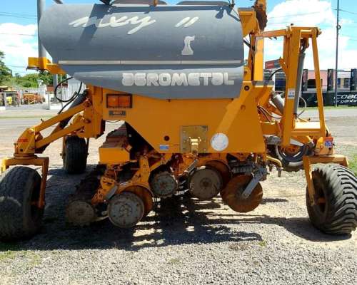 Sembradora Usada Agrometal Mxtii 2717