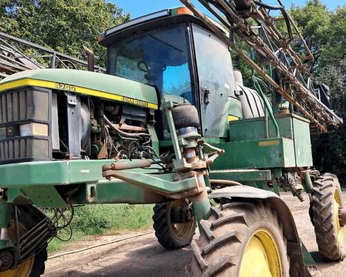 Pulverizadora John Derre 4700