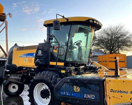 New Holland H 8060, con Piloto