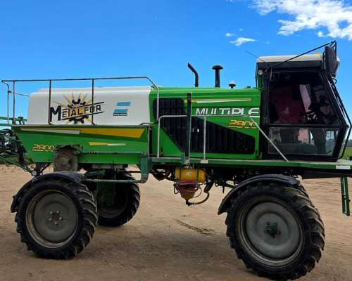 Pulverizadora Metalfor 2800 - año 2009 - 23 Metros