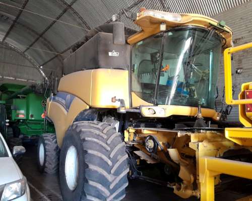 Cosechadora New Holland CR 6080 - 2017