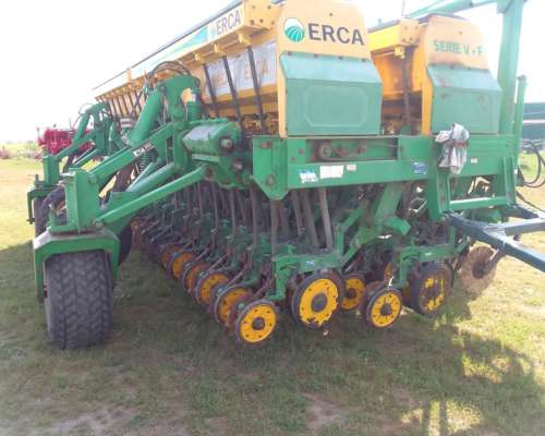 Sembradora Erca Serie VF con Alfalfero