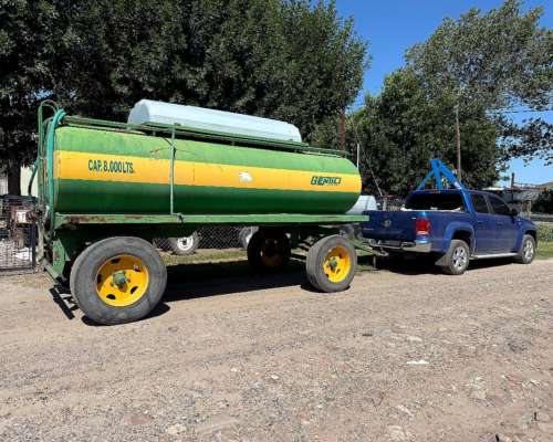 Tanque Gentili 8000lts con Bomba 12v muy Bueno 3464-562725