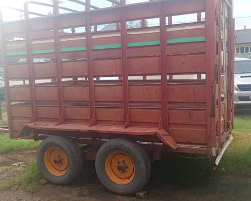 Acoplado Jaula Ambroggio .