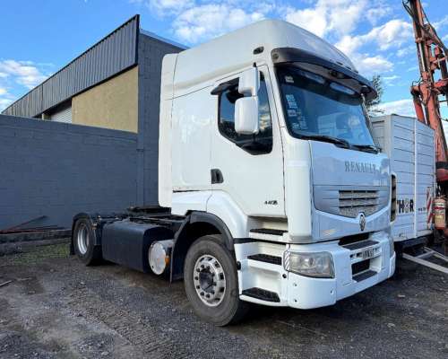 Renault 440 DXI Premium Manual 2009 Primera Mano Dueño Direc