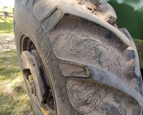 Tractor John Deere 2420