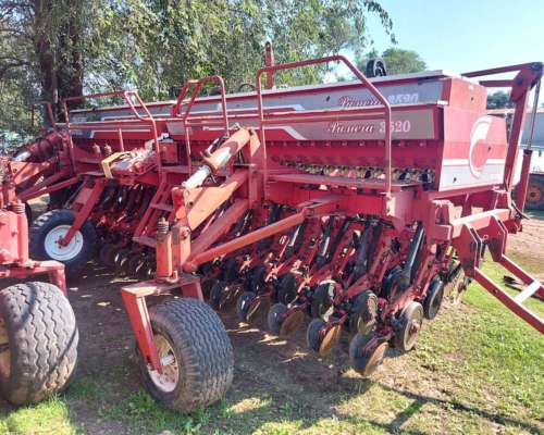 Crucianelli 35 a 20 con Alfalfero