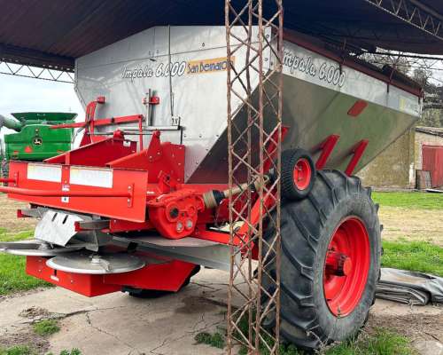 Ferilizadora Yomel Impala 6000 muy Poco USO