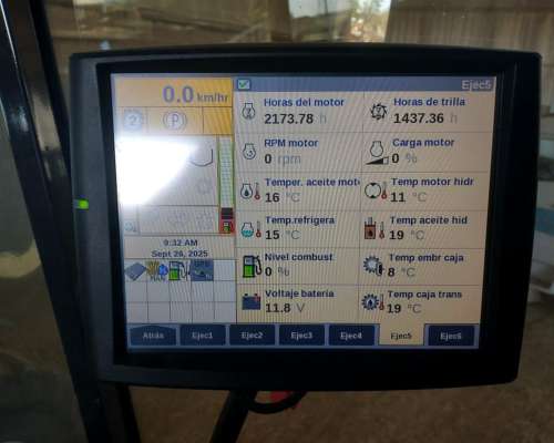 Cosechadora New Holland CR 585. año 2022