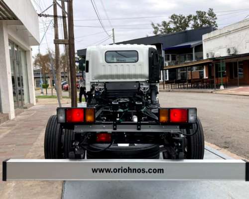 Isuzu NPR75 Cabina Simple Chasis Corto 0km MY2025 Orio Hnos