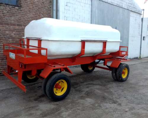Acoplado Tanque 5000 Litros - Agua/leche