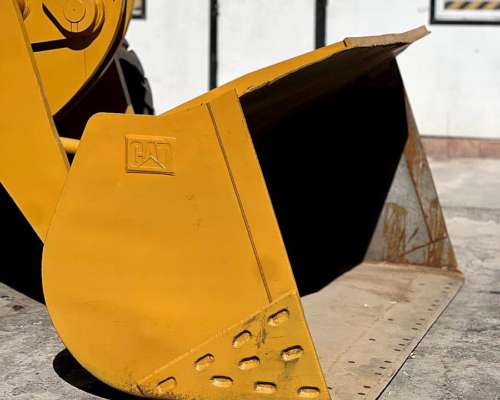 Pala Cargadora Caterpillar 938h 2012