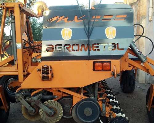 Sembradora Agrometal MX 23 a 21 Impecable