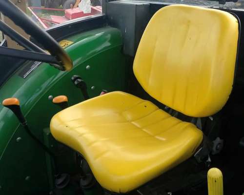 Tractor John Deere 5090eh, año 2014