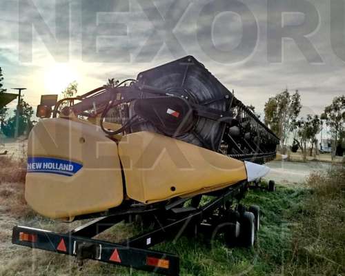 Plataforma New Holland 740 35 Pies año 2017 Convencional