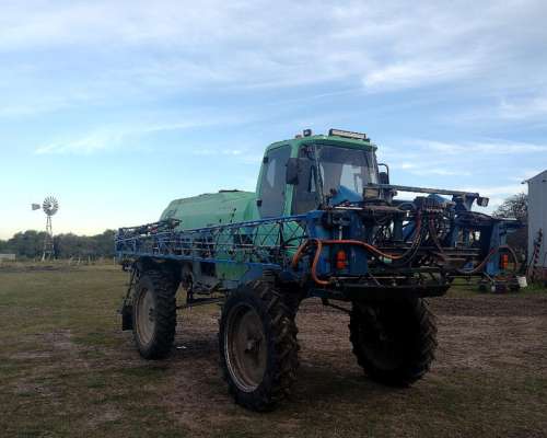 Pulverizadora Pla MAP 2500ltrs