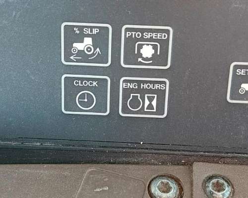 Tractor John Deere 7 200j año 2019.