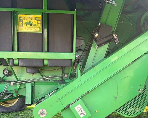 Cosechadora John Deere 1450 23 Pies - 7.000 Hs