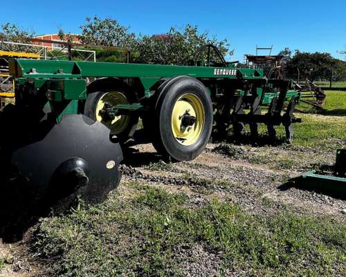 Rastra Excéntrica 20 Discos 26 Pulgadas Genovese
