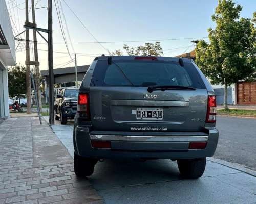Grand Cherokee Limited 4.7 V8 A/T 4X4 año 2008 Magnifica