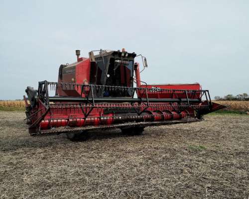 Vendo Cosechadora Vassalli 1200 año 1991 con 23 Pies