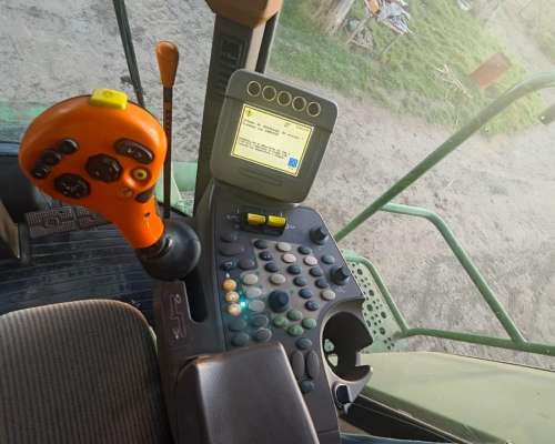 John Deere 9860 - año 2007
