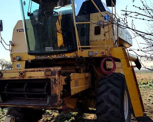 New Holland TC 57. año 1998