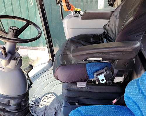 New Holland 6080 año 2014 Cabezal 30 Pies