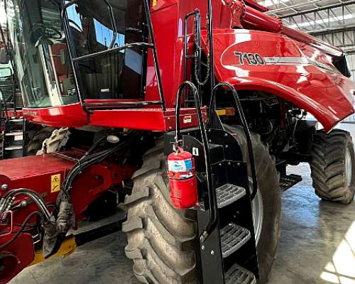 Cosechadora Case 7130 a