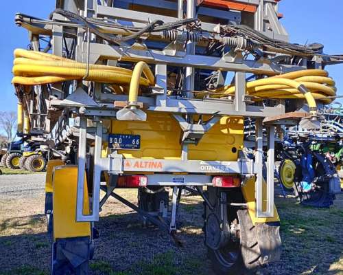 Fertilizadora Altina 4.2 Usada