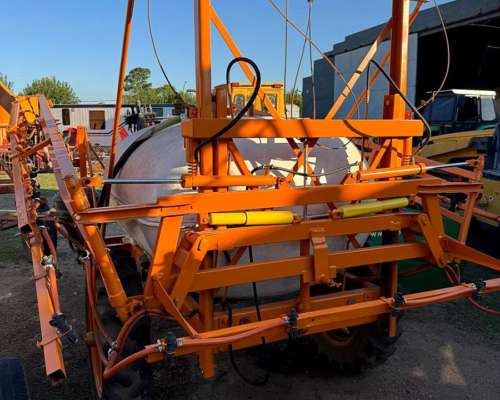 Pulverizadora de Arrastre Jacto 3000 Lts A18 Reparada
