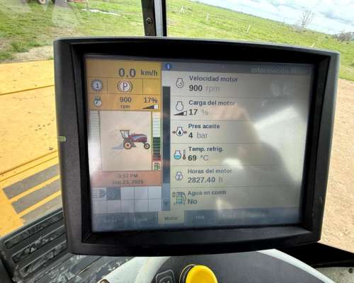 Segadora Autopropulsada New Holland con Cabezal de Discos