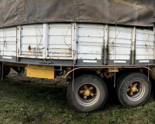 Tolva Semilla y Fertilizante de 20 Toneladas