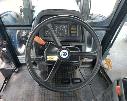 Tractor New Holland 165hp con Pala